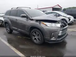 5TDZZRFH5JS279099 2018 TOYOTA HIGHLANDER