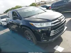 5TDZZRFH5JS284982 2018 TOYOTA HIGHLANDER