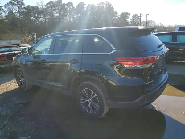 5TDZZRFH5KS297345 2019 TOYOTA HIGHLANDER - Image 2