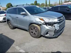 5TDZZRFH5KS298883 2019 TOYOTA HIGHLANDER