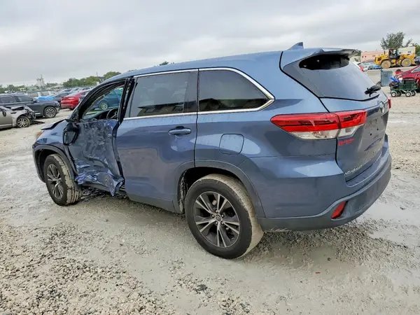 5TDZZRFH5KS306741 2019 TOYOTA HIGHLANDER - Image 2