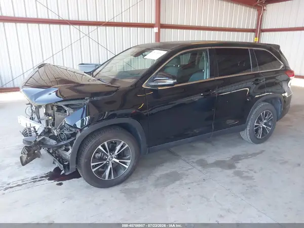 5TDZZRFH5KS311504 2019 TOYOTA HIGHLANDER - Image 2