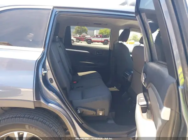 5TDZZRFH5KS315729 2019 TOYOTA HIGHLANDER - Image 8