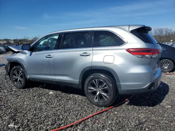 5TDZZRFH5KS320364 2019 TOYOTA HIGHLANDER - Image 2