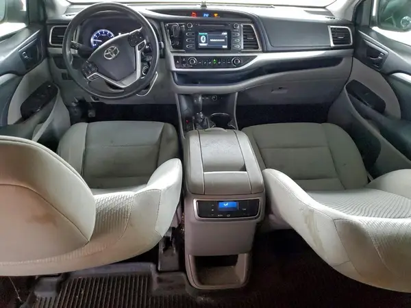 5TDZZRFH5KS321644 2019 TOYOTA HIGHLANDER - Image 8