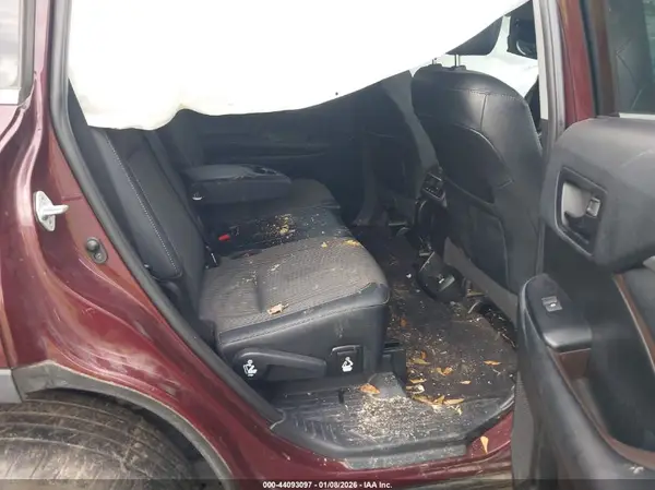 5TDZZRFH5KS325662 2019 TOYOTA HIGHLANDER - Image 8