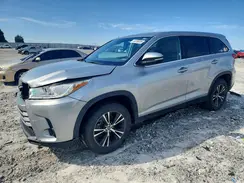 5TDZZRFH5KS325810 2019 TOYOTA HIGHLANDER