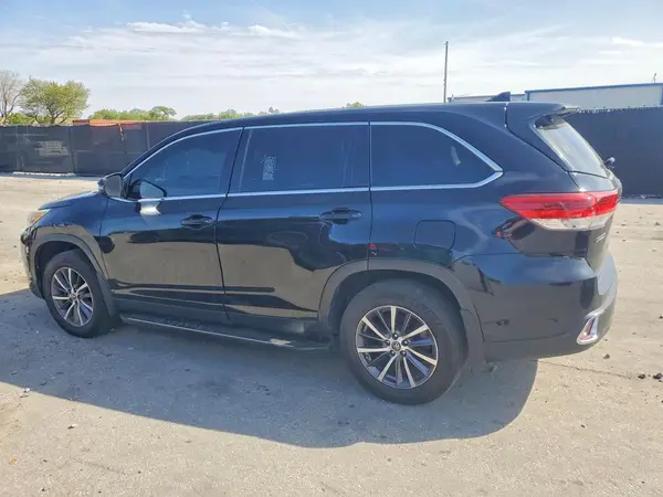 5TDZZRFH5KS341232 2019 TOYOTA HIGHLANDER - Image 2