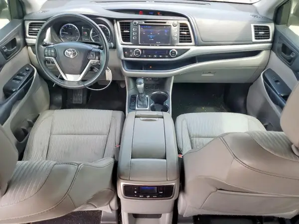 5TDZZRFH5KS356216 2019 TOYOTA HIGHLANDER - Image 8