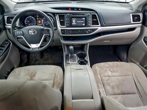 5TDZZRFH5KS359648 2019 TOYOTA HIGHLANDER - Image 8
