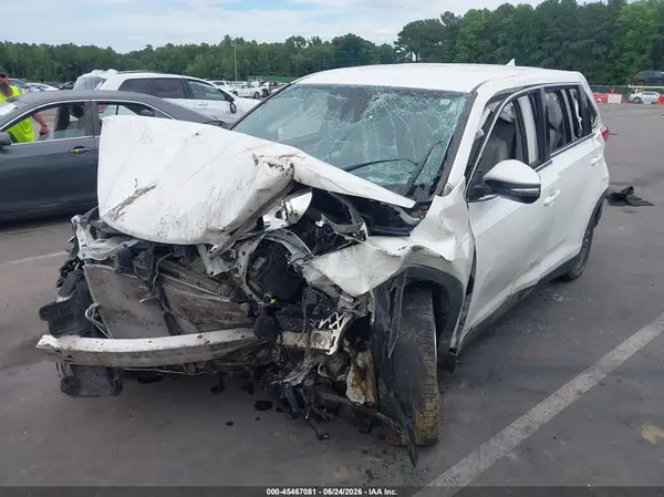 5TDZZRFH5KS361013 2019 TOYOTA HIGHLANDER - Image 2