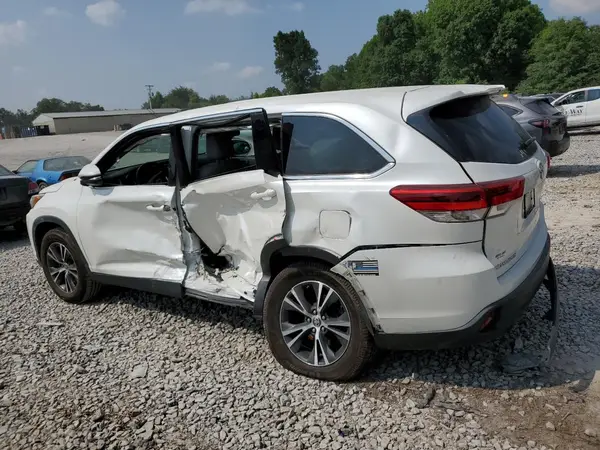 5TDZZRFH5KS366695 2019 TOYOTA HIGHLANDER - Image 2