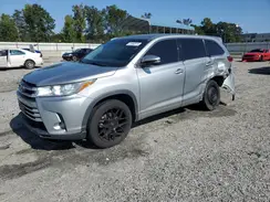 5TDZZRFH6HS192001 2017 TOYOTA HIGHLANDER