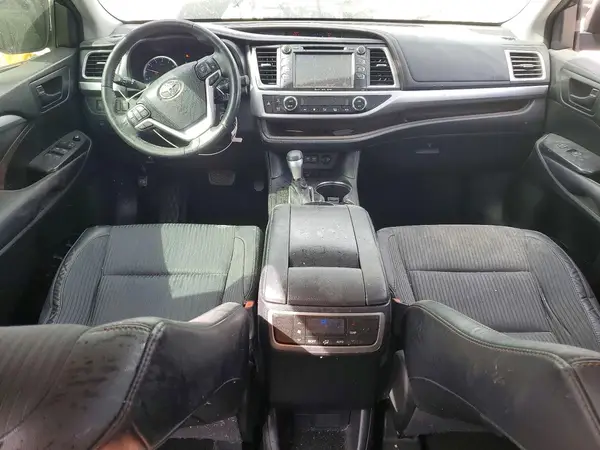 5TDZZRFH6HS198039 2017 TOYOTA HIGHLANDER - Image 8