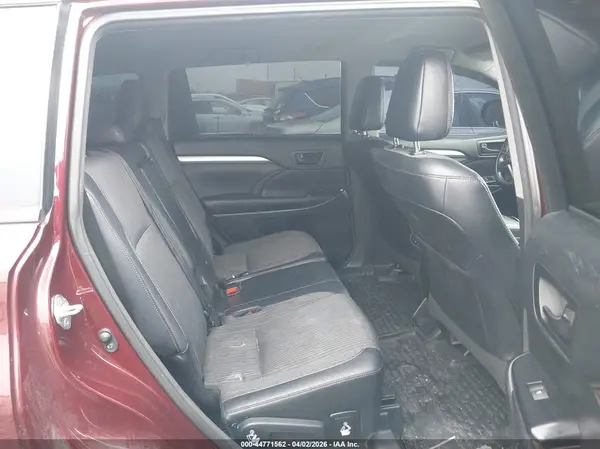 5TDZZRFH6HS200324 2017 TOYOTA HIGHLANDER - Image 8