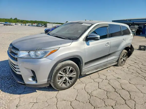 5TDZZRFH6HS207984 2017 TOYOTA HIGHLANDER - Image 1
