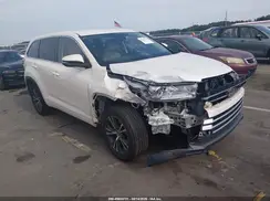 5TDZZRFH6HS208228 2017 TOYOTA HIGHLANDER