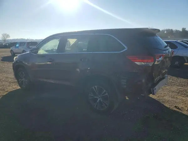 5TDZZRFH6JS241249 2018 TOYOTA HIGHLANDER - Image 2