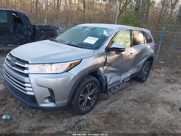 5TDZZRFH6KS313620 2019 TOYOTA HIGHLANDER - Image 2