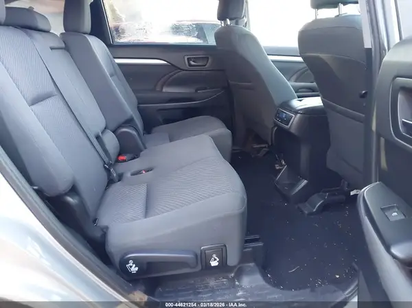 5TDZZRFH6KS313620 2019 TOYOTA HIGHLANDER - Image 8