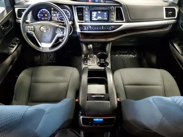 5TDZZRFH6KS314931 2019 TOYOTA HIGHLANDER - Image 8