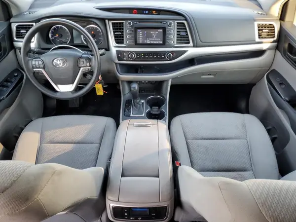 5TDZZRFH6KS316341 2019 TOYOTA HIGHLANDER - Image 8