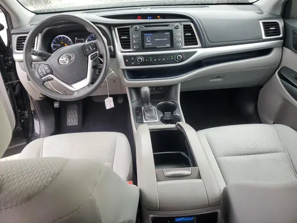 5TDZZRFH6KS335908 2019 TOYOTA HIGHLANDER - Image 8