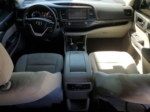 5TDZZRFH6KS360856 2019 TOYOTA HIGHLANDER - Image 8