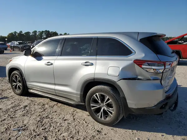 5TDZZRFH7JS255046 2018 TOYOTA HIGHLANDER - Image 2