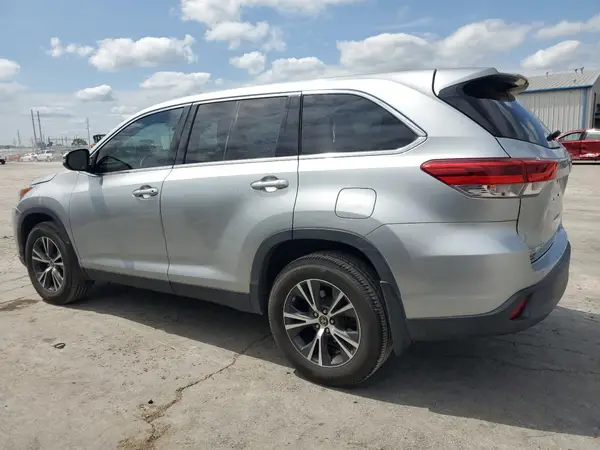 5TDZZRFH7KS291689 2019 TOYOTA HIGHLANDER - Image 2