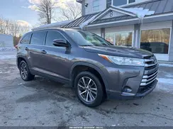 5TDZZRFH7KS294477 2019 TOYOTA HIGHLANDER