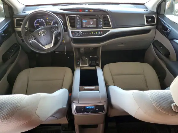 5TDZZRFH7KS298190 2019 TOYOTA HIGHLANDER - Image 8