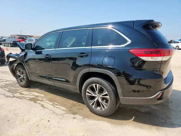 5TDZZRFH7KS300357 2019 TOYOTA HIGHLANDER - Image 2
