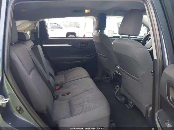 5TDZZRFH7KS316168 2019 TOYOTA HIGHLANDER - Image 8