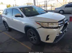 5TDZZRFH7KS339272 2019 TOYOTA HIGHLANDER