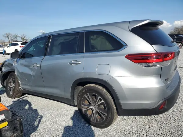 5TDZZRFH7KS341832 2019 TOYOTA HIGHLANDER - Image 2