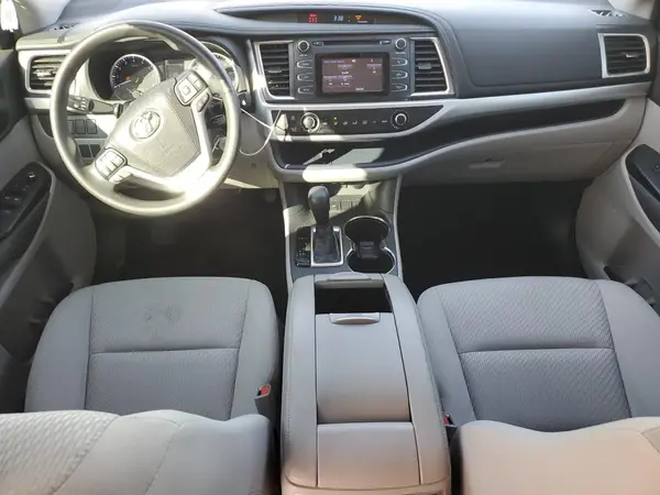 5TDZZRFH7KS341832 2019 TOYOTA HIGHLANDER - Image 8