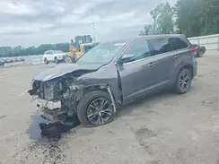 5TDZZRFH7KS348120 2019 TOYOTA HIGHLANDER