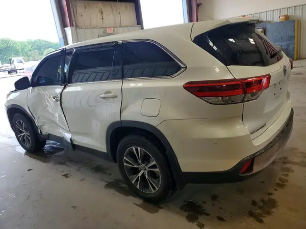 5TDZZRFH7KS356119 2019 TOYOTA HIGHLANDER - Image 2