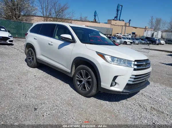 5TDZZRFH7KS356234 2019 TOYOTA HIGHLANDER - Image 1