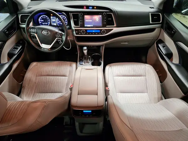 5TDZZRFH7KS367461 2019 TOYOTA HIGHLANDER - Image 8
