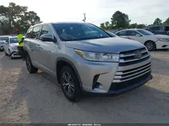 5TDZZRFH8HS199628 2017 TOYOTA HIGHLANDER
