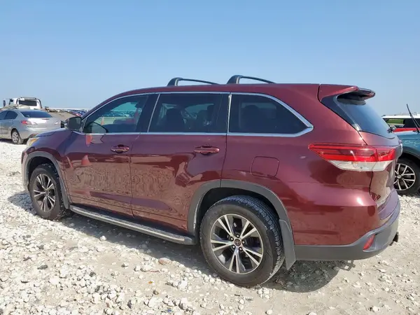 5TDZZRFH8HS206724 2017 TOYOTA HIGHLANDER - Image 2
