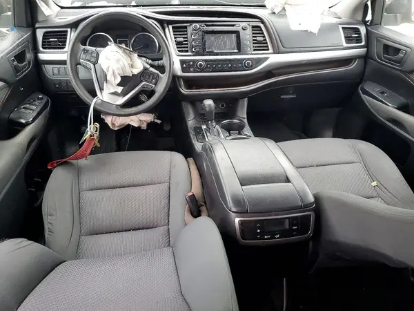 5TDZZRFH8JS276780 2018 TOYOTA HIGHLANDER - Image 8