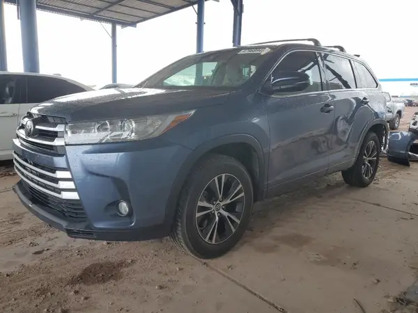 5TDZZRFH8JS278352 2018 TOYOTA HIGHLANDER - Image 1