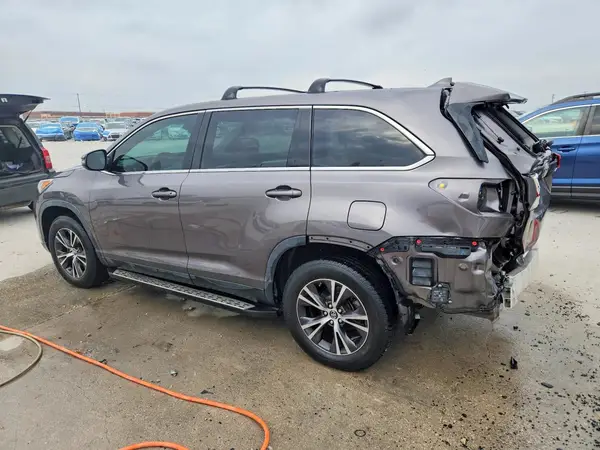 5TDZZRFH8KS292267 2019 TOYOTA HIGHLANDER - Image 2