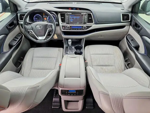 5TDZZRFH8KS292267 2019 TOYOTA HIGHLANDER - Image 8
