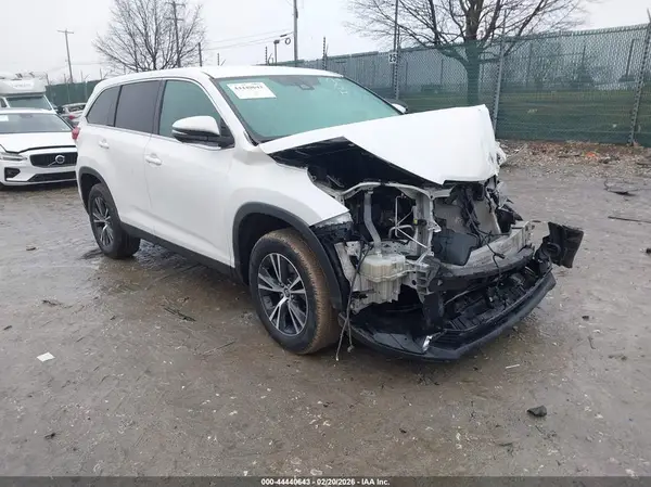 5TDZZRFH8KS297579 2019 TOYOTA HIGHLANDER - Image 1