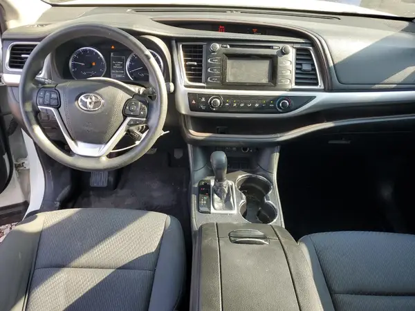 5TDZZRFH8KS298828 2019 TOYOTA HIGHLANDER - Image 8