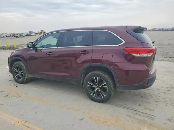 5TDZZRFH8KS308886 2019 TOYOTA HIGHLANDER - Image 2
